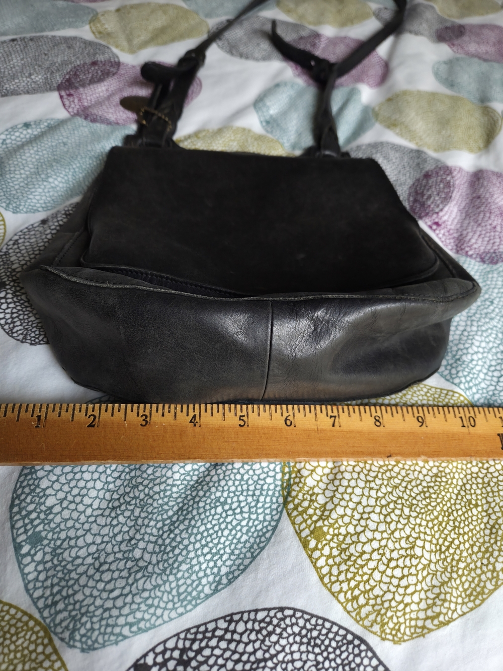 Will Leather Goods Black Braided-Strap Leather Crossbody Bag - Picture 15 of 16